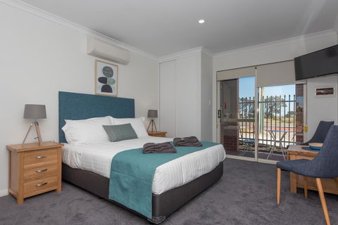 Jurien Bay Motel Apartments - Grafton Accommodation 14