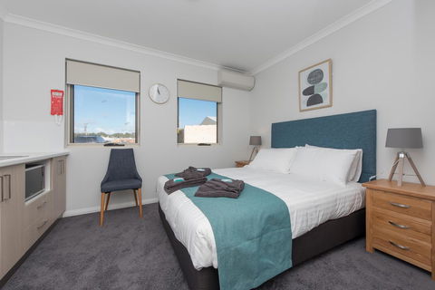 Jurien Bay Motel Apartments - Grafton Accommodation 23