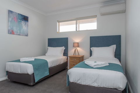 Jurien Bay Motel Apartments - Grafton Accommodation 18