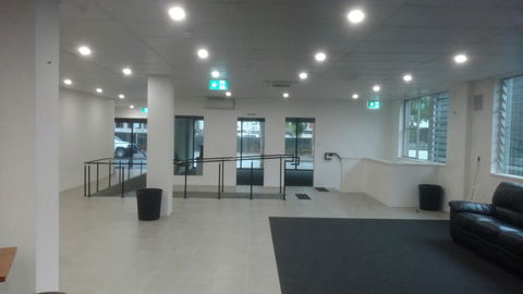 Perth City Backpackers Hostel - Note - Valid Passport Required To Check In - Grafton Accommodation 13