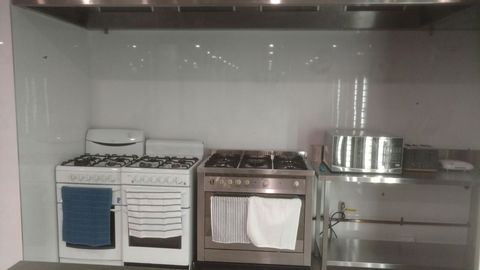 Perth City Backpackers Hostel - Note - Valid Passport Required To Check In - Grafton Accommodation 10
