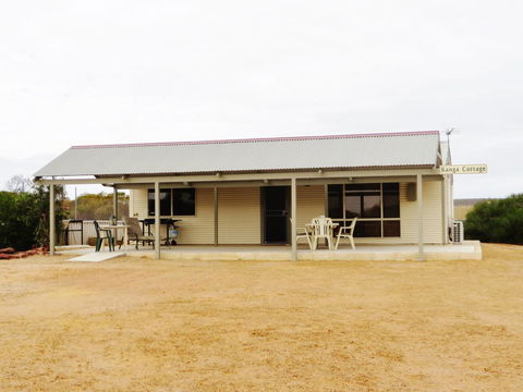 Kanga Cottage - Grafton Accommodation 1