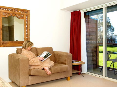 Chimes Spa Retreat - Grafton Accommodation 37
