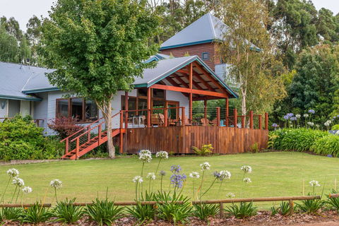 Chimes Spa Retreat - Grafton Accommodation 20