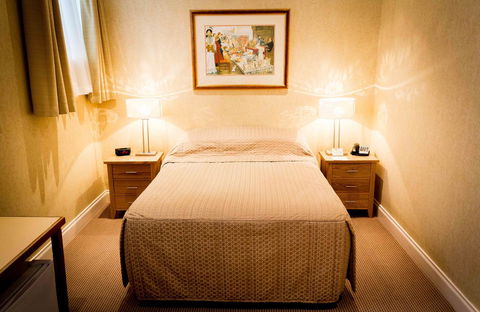 European Hotel - Grafton Accommodation 35