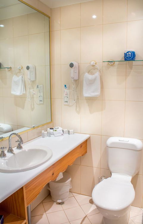 European Hotel - Grafton Accommodation 18