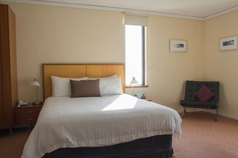 Ocean Beach Hotel - Grafton Accommodation 1