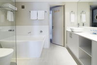 Book Scarborough Accommodation Vacations Grafton Accommodation Grafton Accommodation