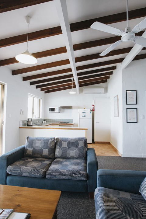 Canal Rocks Beachfront Apartments - Grafton Accommodation 4