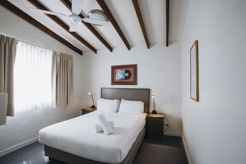 Canal Rocks Beachfront Apartments - Grafton Accommodation 14