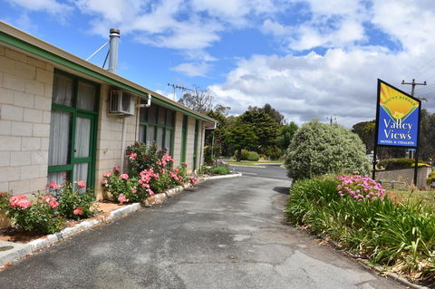 Mount Barker Valley Views Motel & Chalets, Western Australia - Grafton Accommodation 19