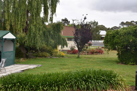 Mount Barker Valley Views Motel & Chalets, Western Australia - Grafton Accommodation 25