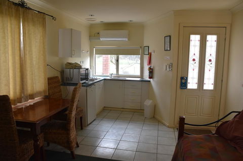 Mount Barker Valley Views Motel & Chalets, Western Australia - Grafton Accommodation 35