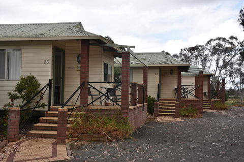 Mount Barker Valley Views Motel & Chalets, Western Australia - Grafton Accommodation 16