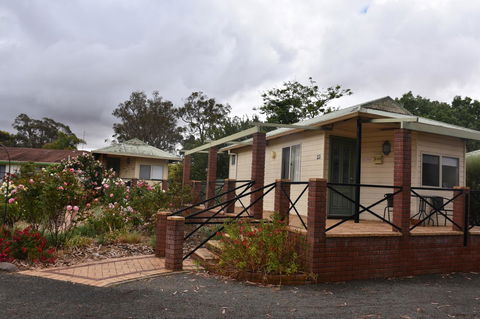 Mount Barker Valley Views Motel & Chalets, Western Australia - Grafton Accommodation 30