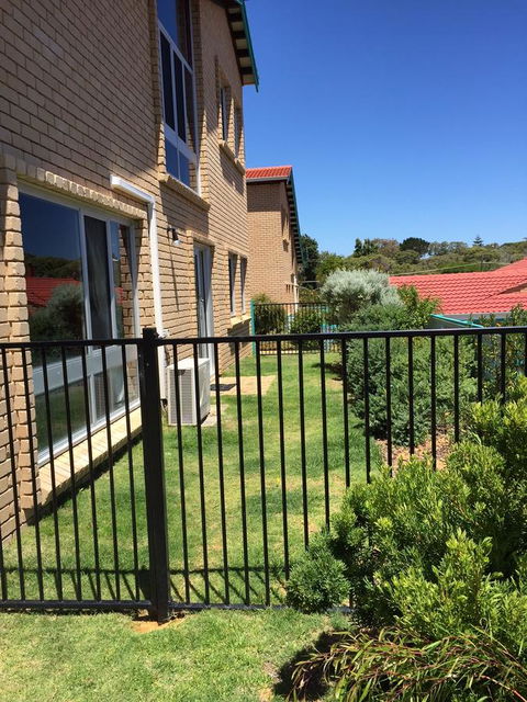 Beachside Prevelly Villas - Grafton Accommodation 33