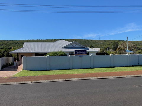 Beachside Prevelly Villas - Grafton Accommodation 7