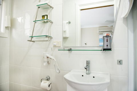 Nelson Bay Bed & Breakfast - Grafton Accommodation 25