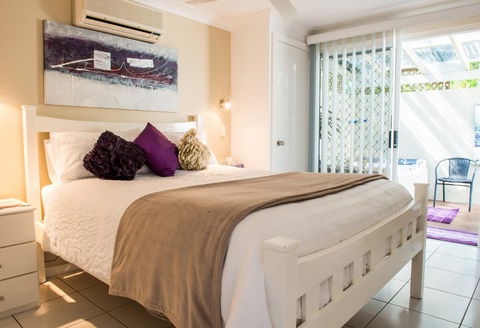 Nelson Bay Bed & Breakfast - Grafton Accommodation 24