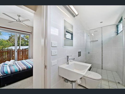 Crescent Head Spa Villa - Grafton Accommodation 5