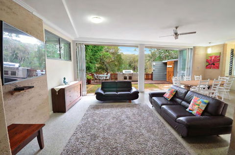 Crescent Head Spa Villa - Grafton Accommodation 23