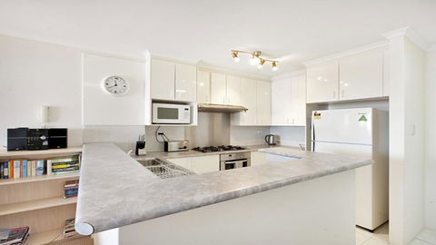 Darling Harbor Apartment - Grafton Accommodation 2