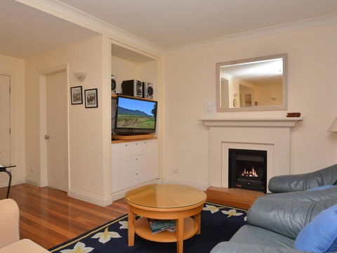 Villa 2br Prosecco Villa Located Within Cypress Lakes Resort - Grafton Accommodation 1