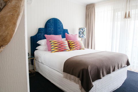 The Lord Byron - Grafton Accommodation 1