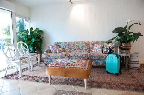 The Lord Byron - Grafton Accommodation 19