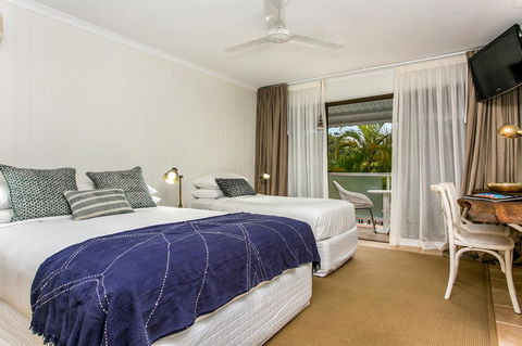 The Lord Byron - Grafton Accommodation 8
