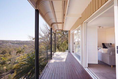 Bright And Spacious Family Home With Leafy Deck - Grafton Accommodation 23