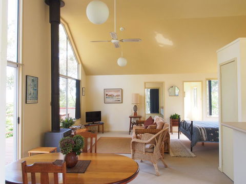 Bundle Hill Cottages - Grafton Accommodation 6