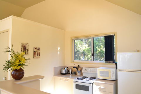 Bundle Hill Cottages - Grafton Accommodation 40