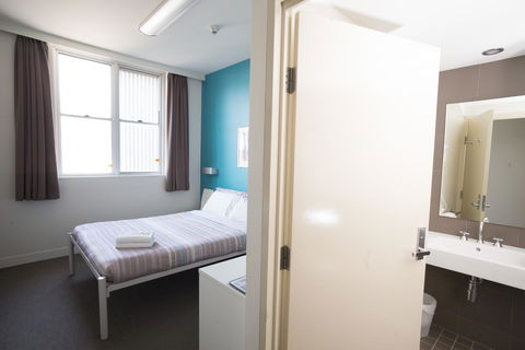 YHA Sydney Harbour - Grafton Accommodation 5