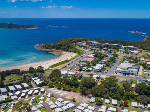 Blue View @ Fingal Bay - Grafton Accommodation 7