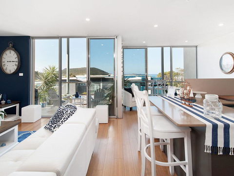 Blue View @ Fingal Bay - Grafton Accommodation 1