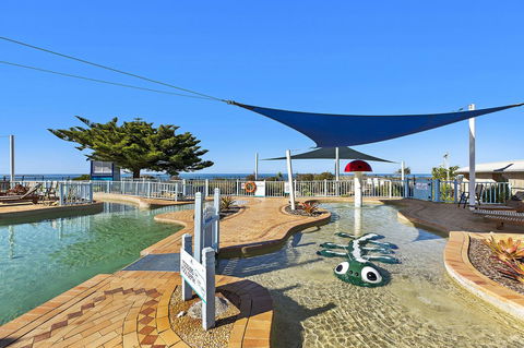 Blue Lagoon Beach Resort - Grafton Accommodation 7