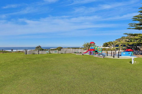 Blue Lagoon Beach Resort - Grafton Accommodation 12