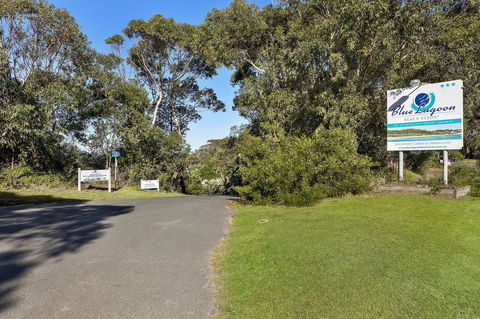 Blue Lagoon Beach Resort - Grafton Accommodation 2