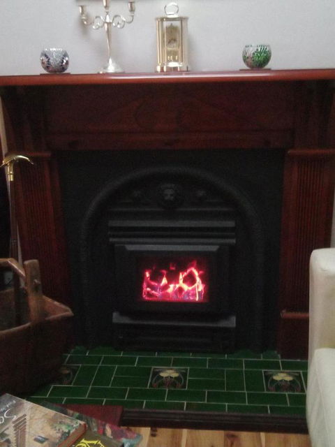Boot Makers Cottage - Grafton Accommodation 9