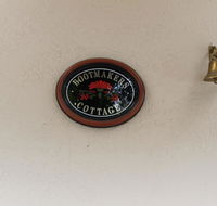Boot Makers Cottage - Grafton Accommodation