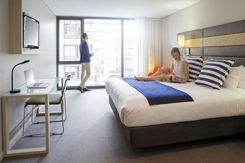 Novotel Newcastle Beach - Grafton Accommodation 11