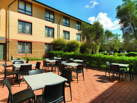 Mercure Sydney Manly Warringah - Grafton Accommodation 3