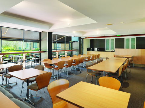Mercure Sydney Manly Warringah - Grafton Accommodation 4