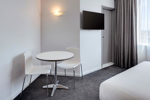 Mercure Sydney Bankstown - Grafton Accommodation 26