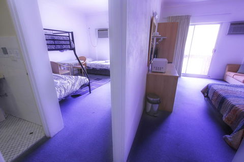 Rest Easy Motel - Grafton Accommodation 1