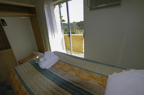 Rest Easy Motel - Grafton Accommodation 17