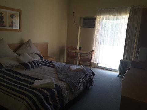 Rest Easy Motel - Grafton Accommodation 23