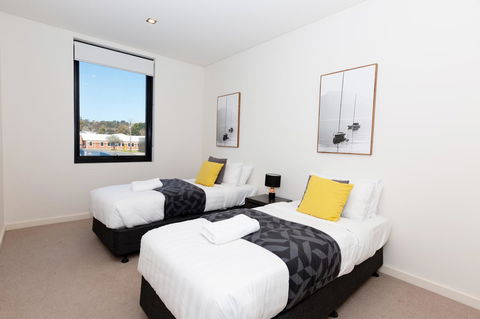 Brand New Executive Apartment - Grafton Accommodation 14