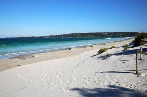 Jervis Bay Beach Shack I Pet Friendly - Grafton Accommodation 17